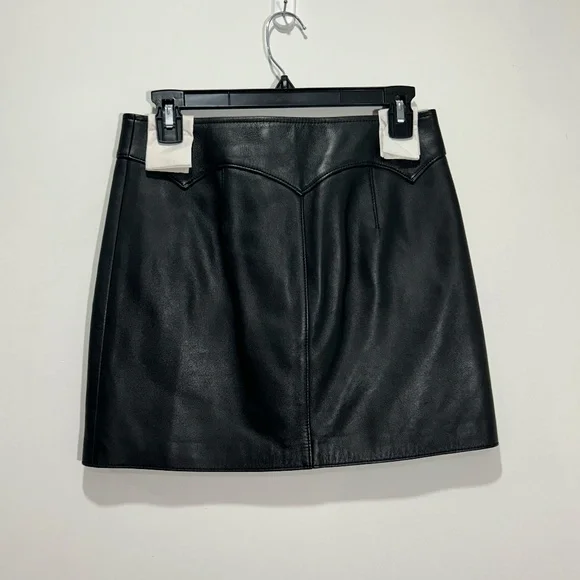 Coach New Leather Button-up Mini Skirt in Women's Size 0 - Picture 3 of 11